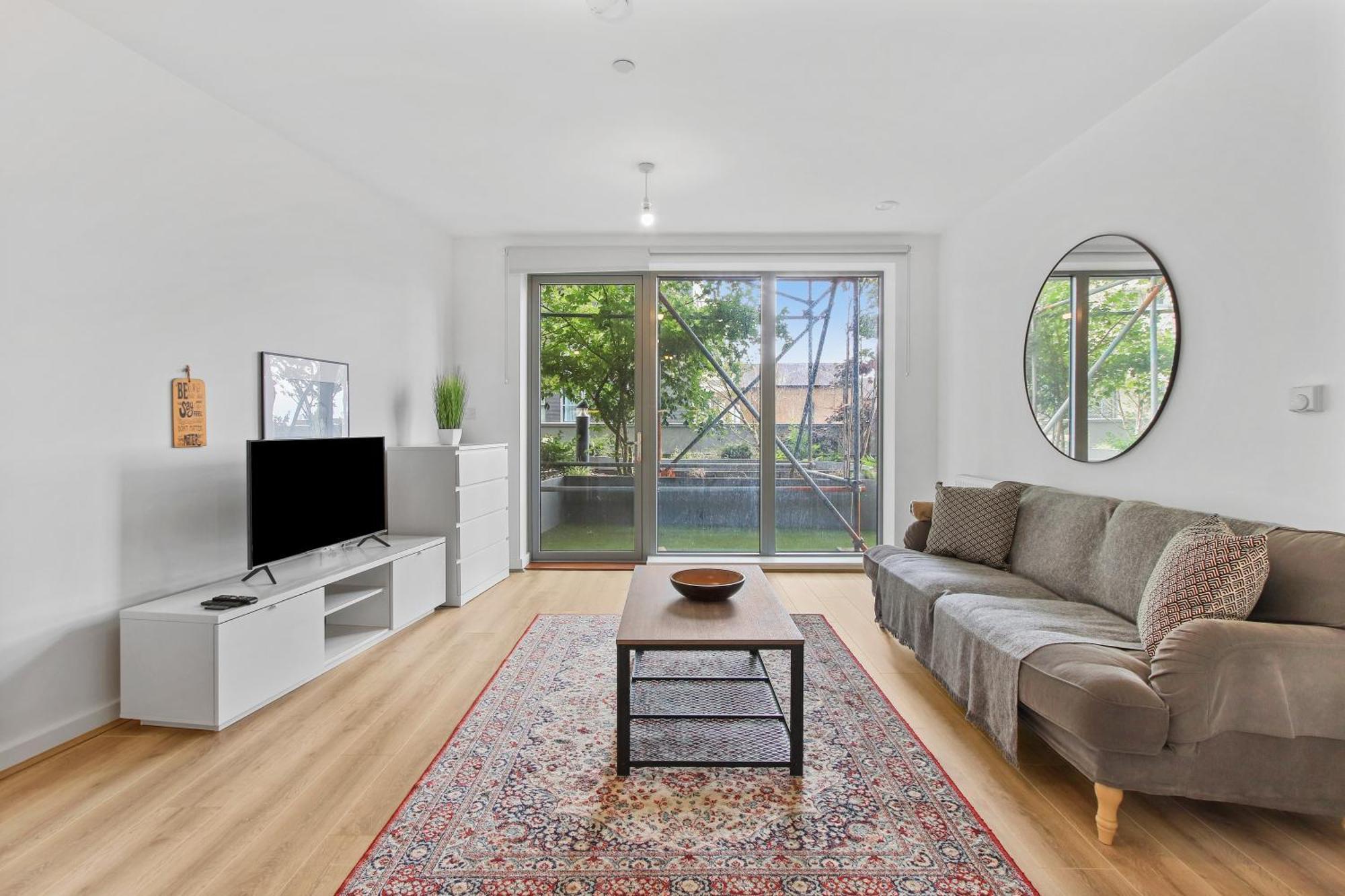 Centrally Located - Modern - 2Bed - 2Bath Apartment London Kültér fotó