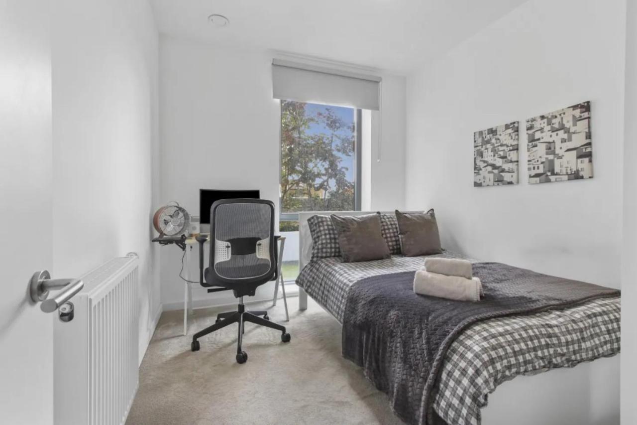 Centrally Located - Modern - 2Bed - 2Bath Apartment London Kültér fotó